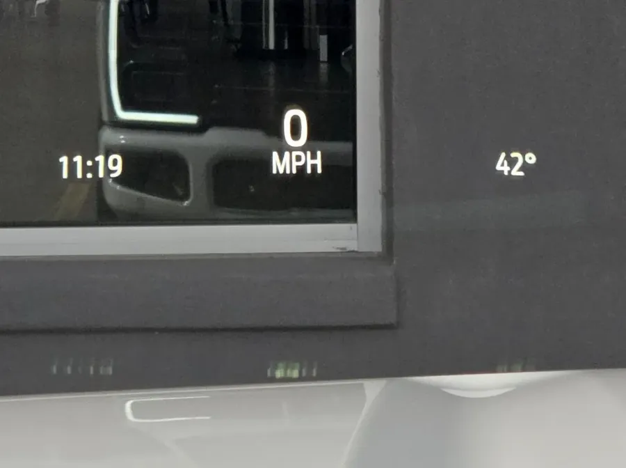 2026 Ford Super Duty F-250 | Photo 17 of 35