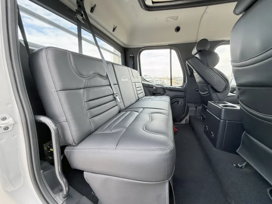 2024 Freightliner M2 106 Plus Summit Hauler | Photo 19 of 23