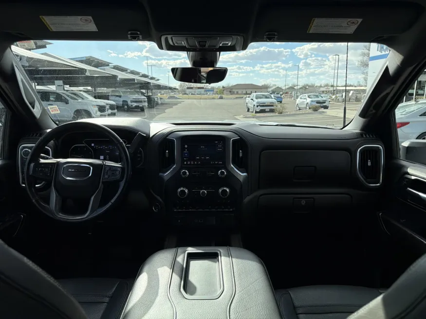 2022 GMC Sierra 2500HD Denali | Photo 11 of 20