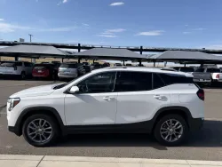 2024 GMC Terrain SLT | Thumbnail Photo 4 of 20