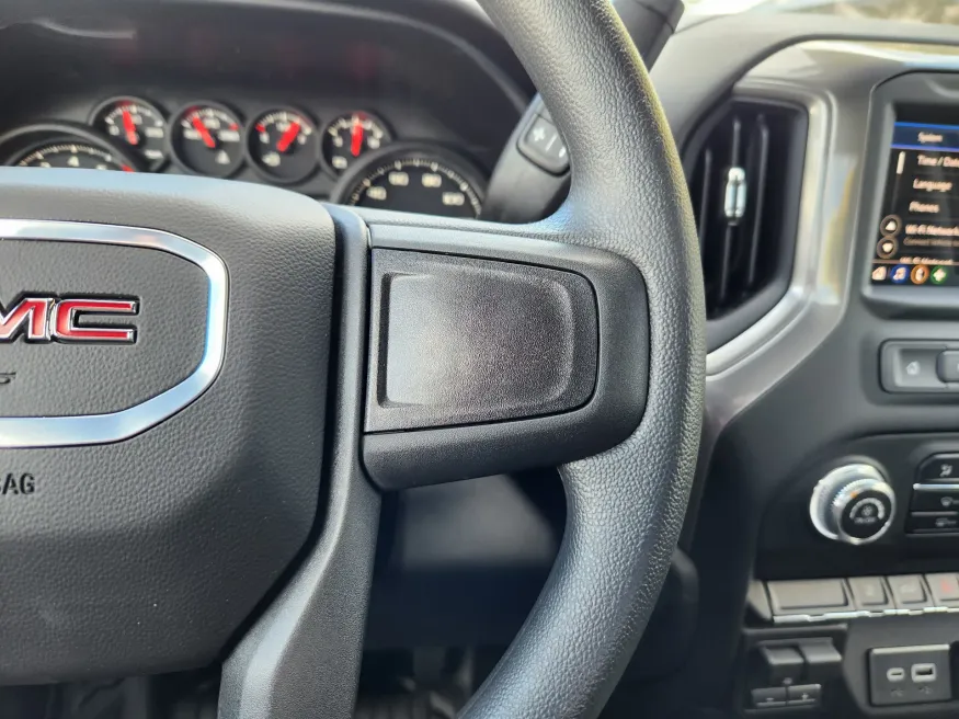 2026 GMC Sierra 2500HD Pro | Photo 25 of 30