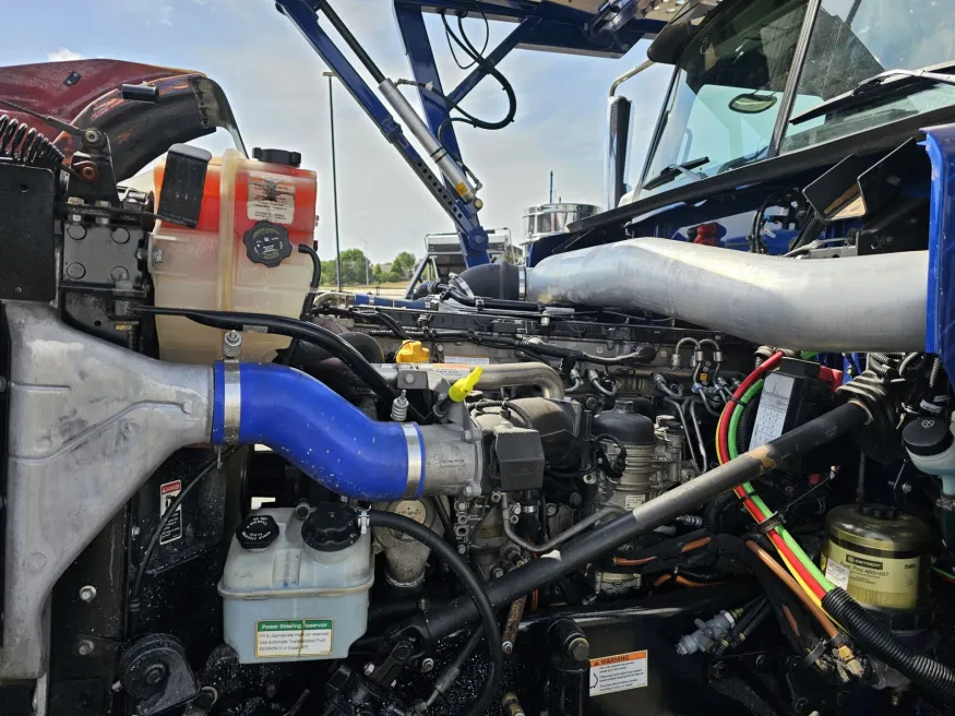 2022 Western Star 4900FA | Photo 17 of 27