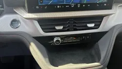 2025 Ford Explorer | Thumbnail Photo 22 of 30