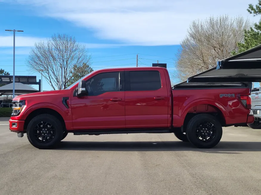 2024 Ford F-150 XLT | Photo 3 of 24