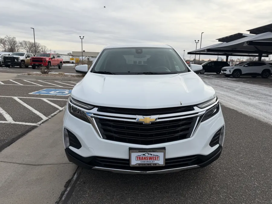 2022 Chevrolet Equinox LT | Photo 6 of 18