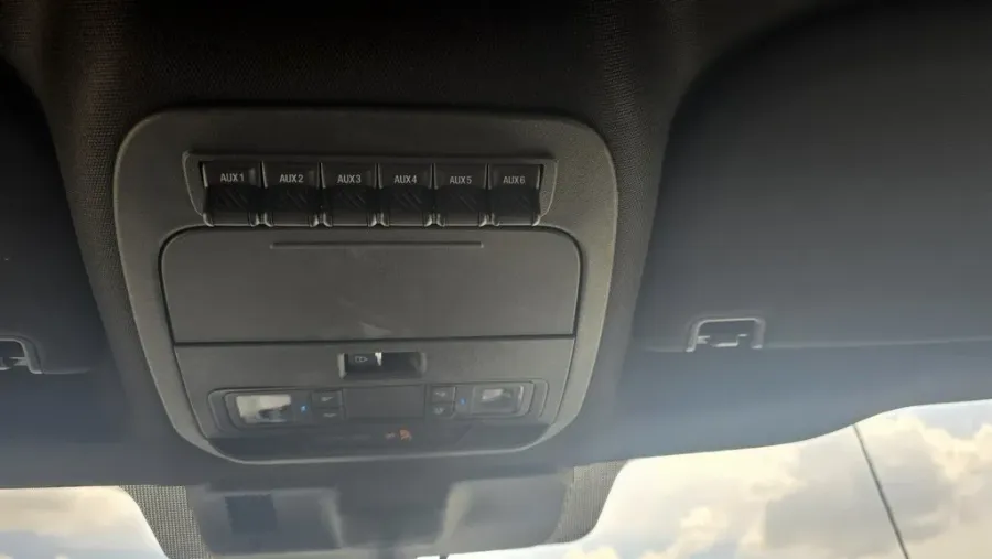 2025 Ford F-150 | Photo 15 of 30