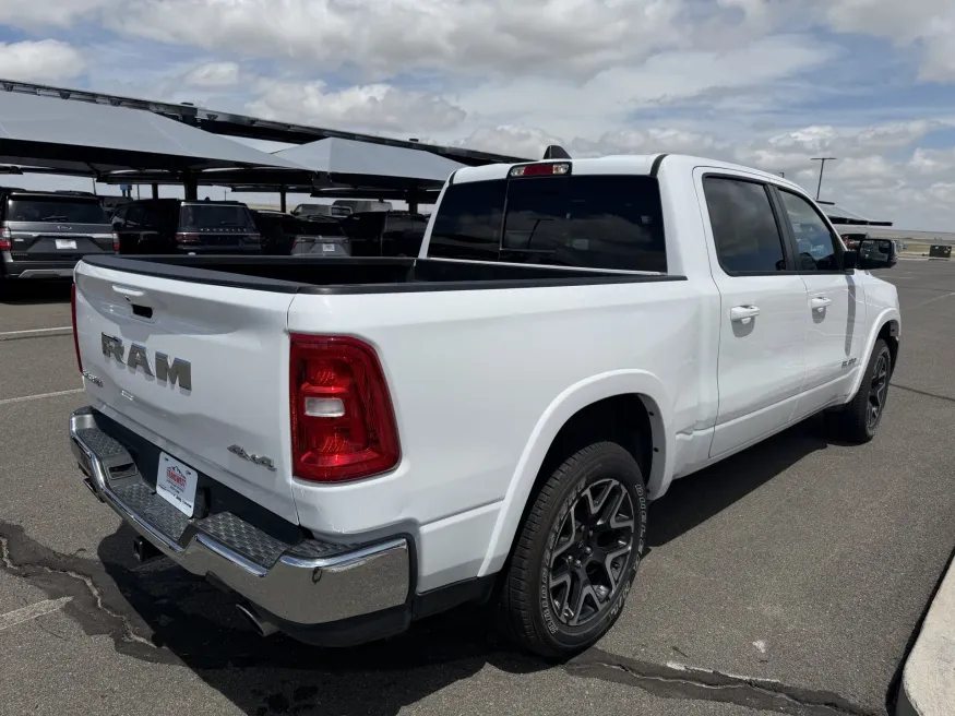 2025 RAM 1500 Laramie | Photo 3 of 19