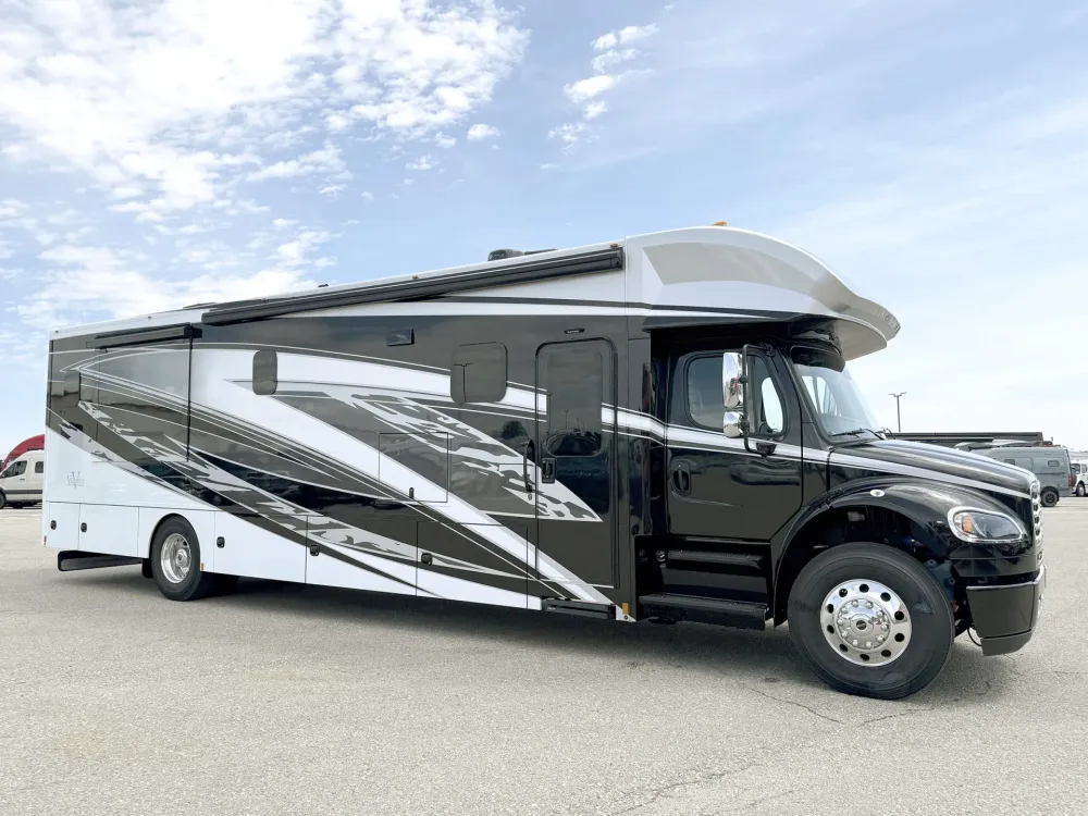 2026 Renegade Verona 40VRB