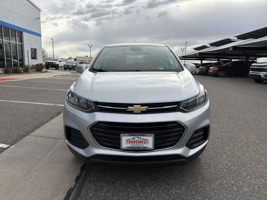 2020 Chevrolet Trax LS | Photo 7 of 19