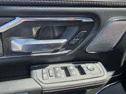 2025 RAM 1500 Laramie | Thumbnail Photo 13 of 17