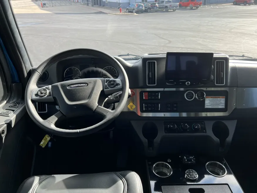 2024 Freightliner M2 106 Bolt | Photo 16 of 25