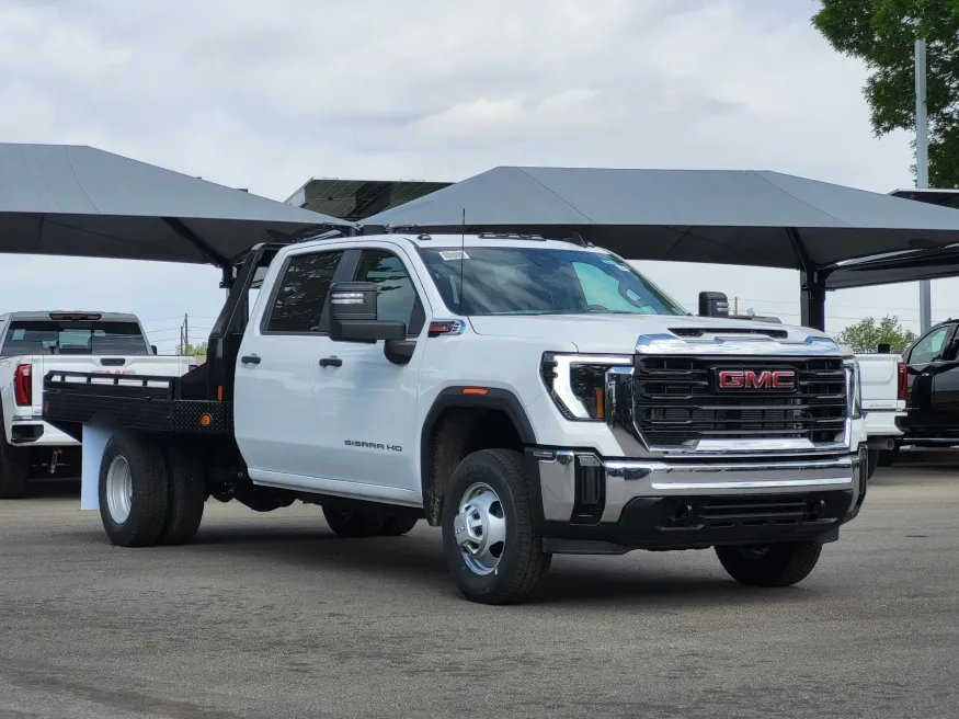 2026 GMC Sierra 3500HD CC Pro | Photo 2 of 20