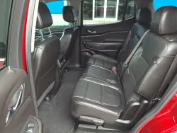 2023 GMC Acadia SLT | Thumbnail Photo 12 of 22