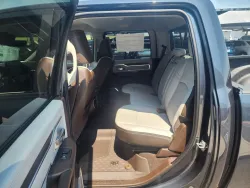 2025 RAM 2500 Laramie | Thumbnail Photo 12 of 27