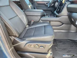 2026 GMC Yukon XL Denali | Thumbnail Photo 18 of 30