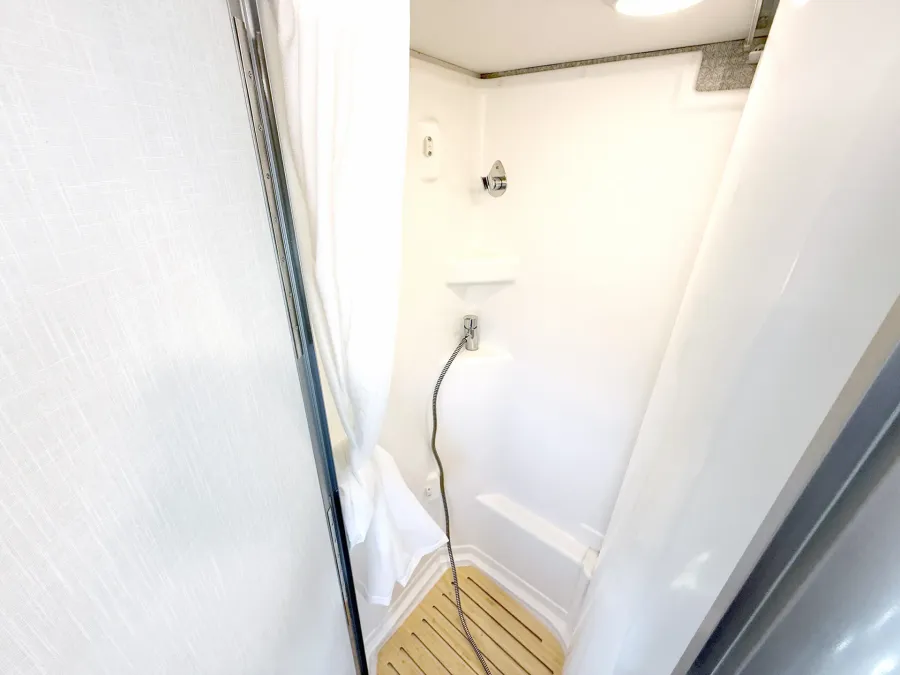 2026 Winnebago EKKO 22A | Photo 11 of 23