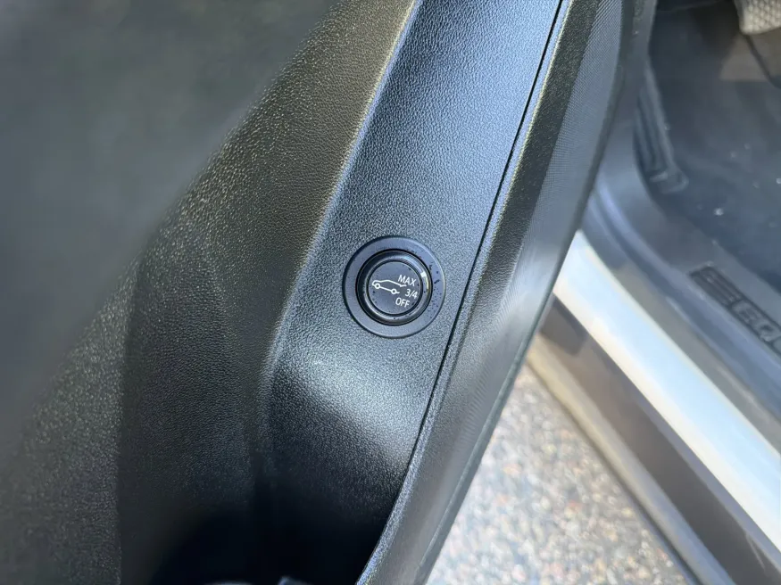 2024 Chevrolet Equinox LT | Photo 13 of 21