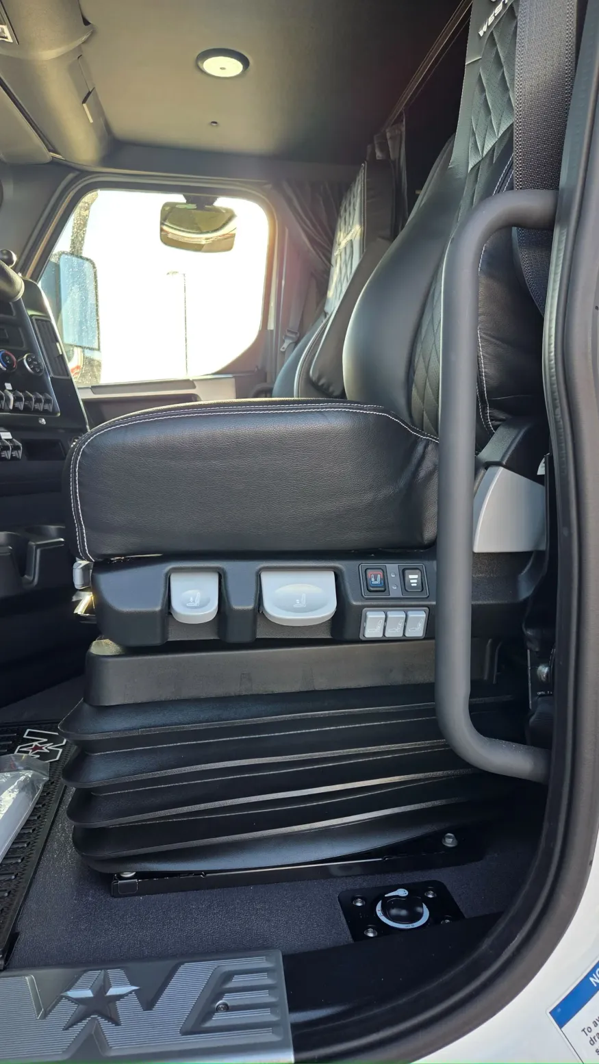 2026 Western Star 49X | Photo 43 of 60