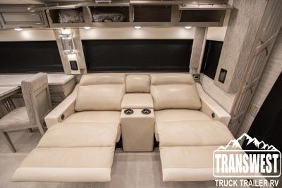 2024 Newmar Supreme Aire 4530 | Thumbnail Photo 8 of 26