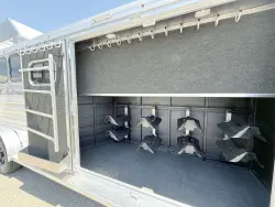 2026 Logan Coach Riot 4HGN | Thumbnail Photo 4 of 19