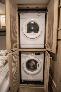 2026 Renegade Valencia 39BB | Thumbnail Photo 23 of 22