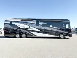 2026 Newmar Essex 4551 | Thumbnail Photo 3 of 33