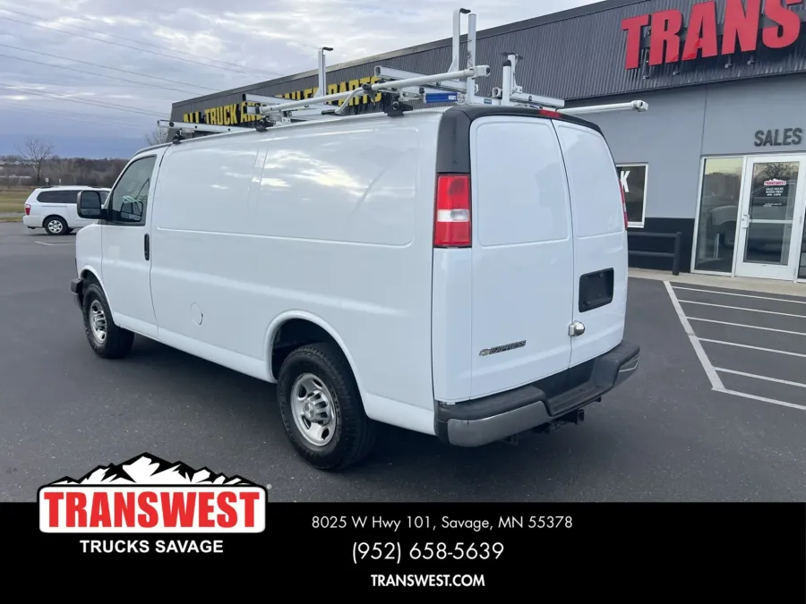 2020 Chevrolet Express 3500 | Photo 6 of 13