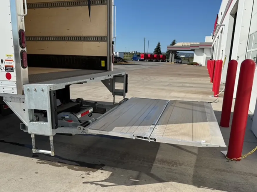 2025 Isuzu FTR | Photo 12 of 16