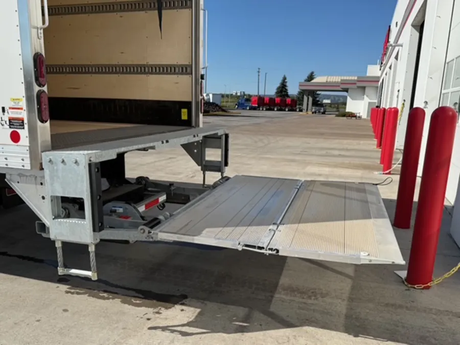 2025 Isuzu FTR | Photo 12 of 16