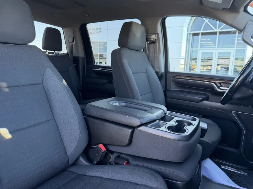 2024 Chevrolet Silverado 2500HD LT | Photo 11 of 18