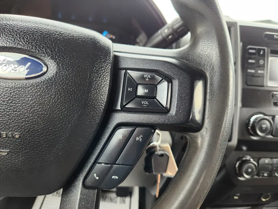 2019 Ford Super Duty F-350 SRW | Photo 26 of 30