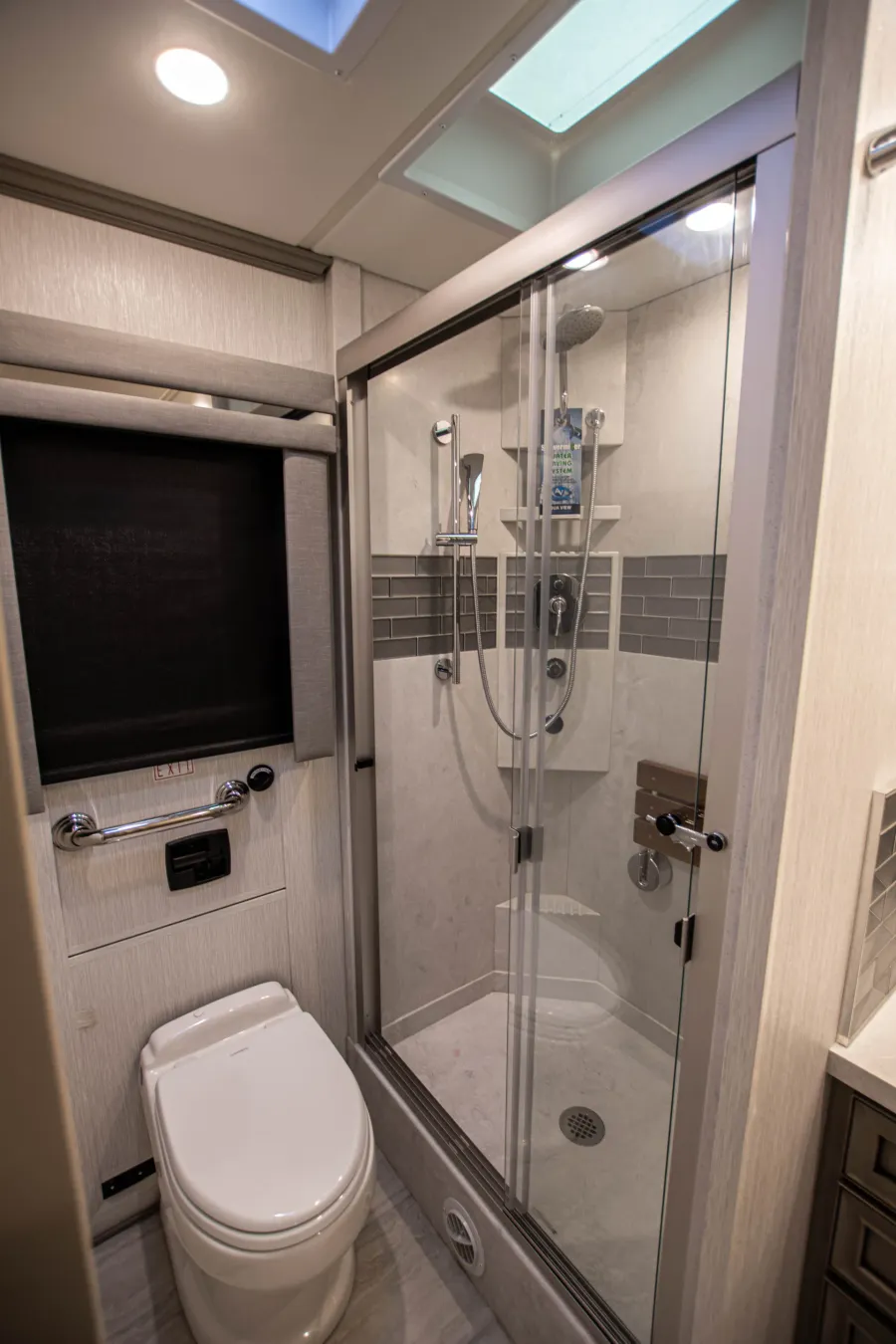 2026 Newmar Supreme Aire 4505 | Photo 26 of 27