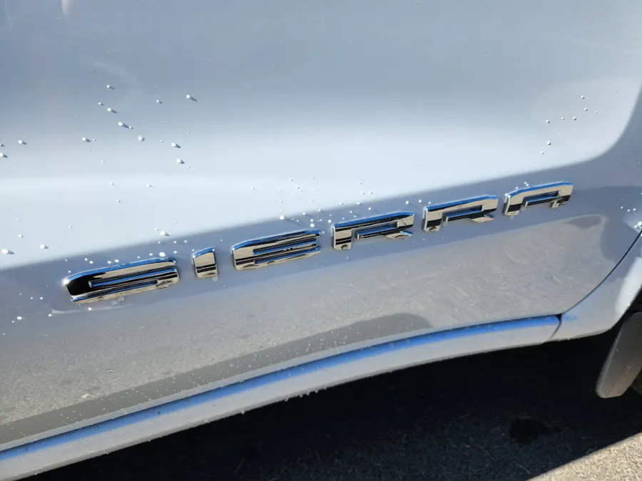 2026 GMC Sierra 1500 Pro | Photo 20 of 30