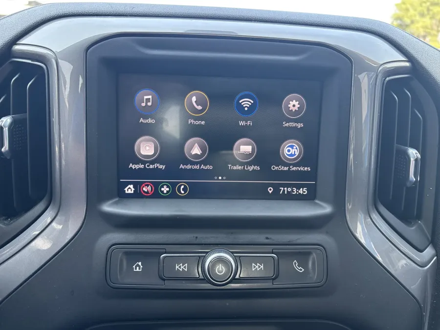 2020 Chevrolet Silverado 1500 Custom | Photo 14 of 18