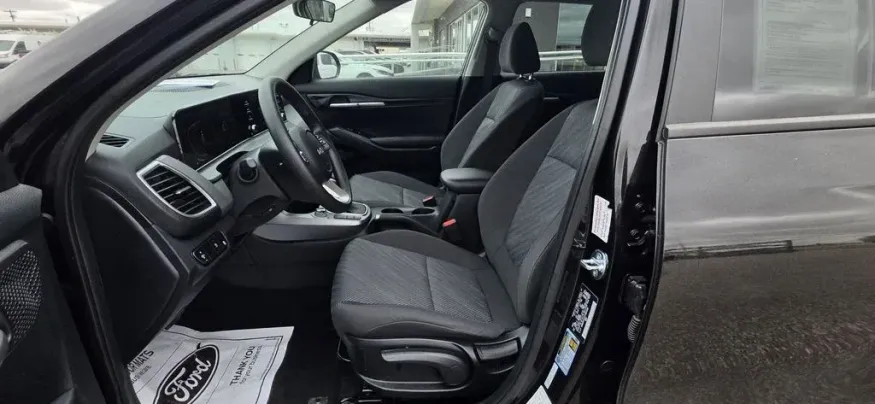 2026 Kia Seltos | Photo 12 of 27