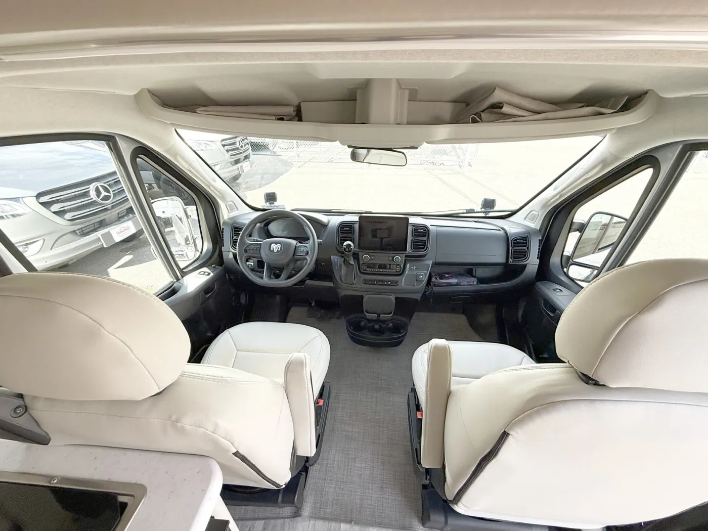 2024 Thor Rize 18G | Photo 4 of 12