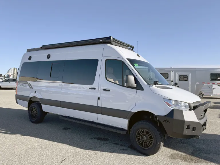 2024 27North Venture 170