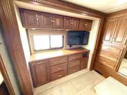 2010 Itasca Ellipse 42AD | Thumbnail Photo 15 of 29