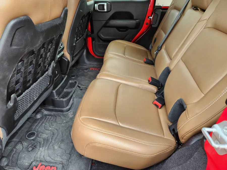 2021 Jeep Wrangler Unlimited Rubicon | Photo 10 of 25