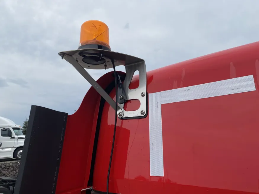 2025 Freightliner Cascadia 126 | Photo 12 of 13