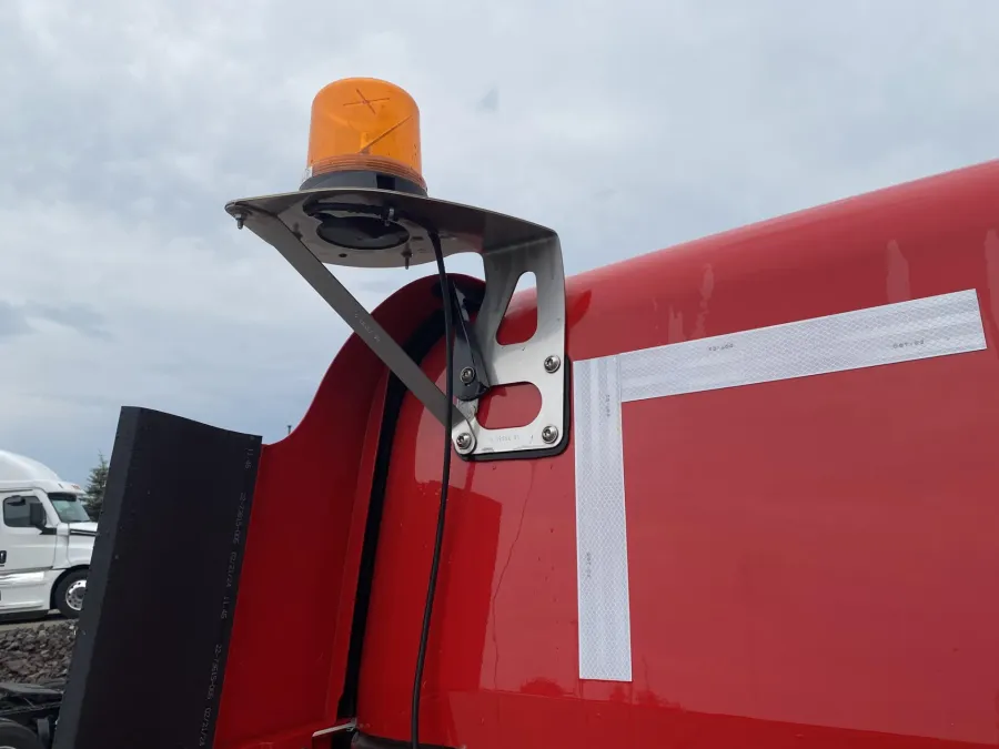 2025 Freightliner Cascadia 126 | Photo 12 of 13