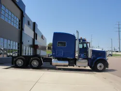 2022 Peterbilt 389 | Thumbnail Photo 4 of 23