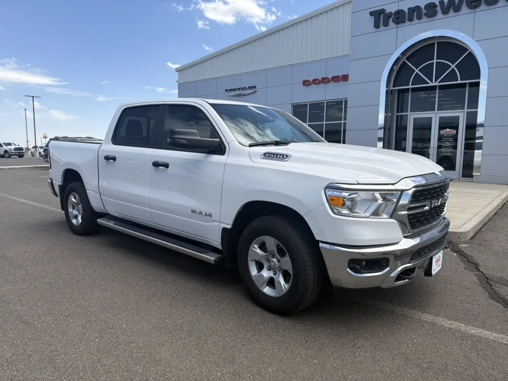 2024 RAM 1500 Big Horn/Lone Star Crew Cab 5'7's photo