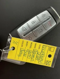 2025 Genesis GV70 2.5T | Thumbnail Photo 18 of 19