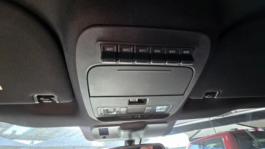 2025 Ford F-150 | Photo 26 of 31