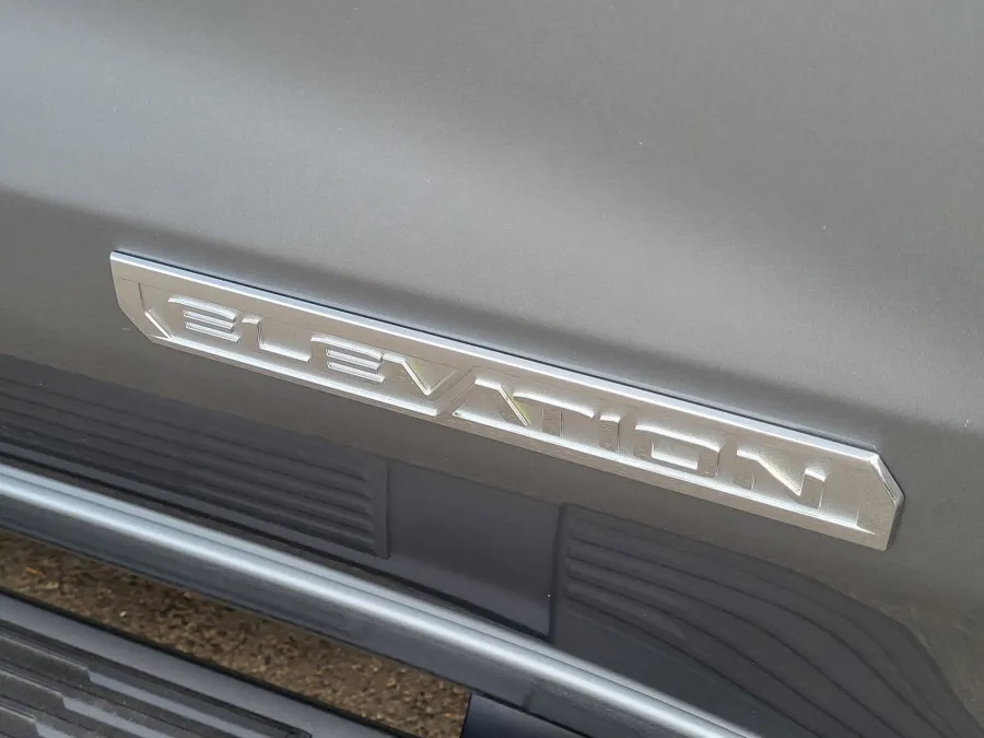 2026 GMC Sierra 1500 Elevation | Photo 7 of 24