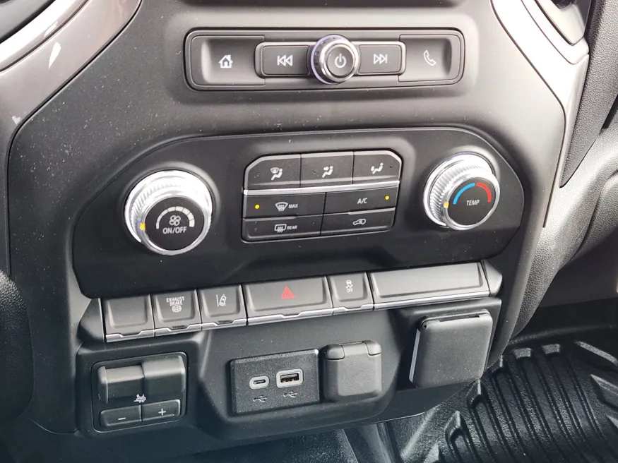 2026 GMC Sierra 3500HD CC Pro | Photo 13 of 20