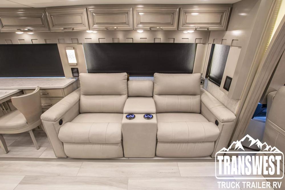 2023 Newmar London Aire 4579 | Photo 11 of 26