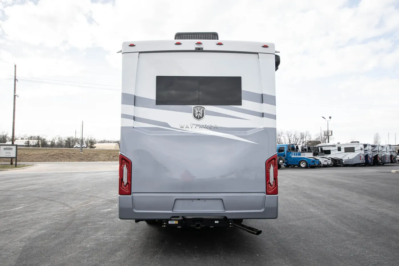 2026 Tiffin Wayfarer 25XLW | Photo 5 of 20