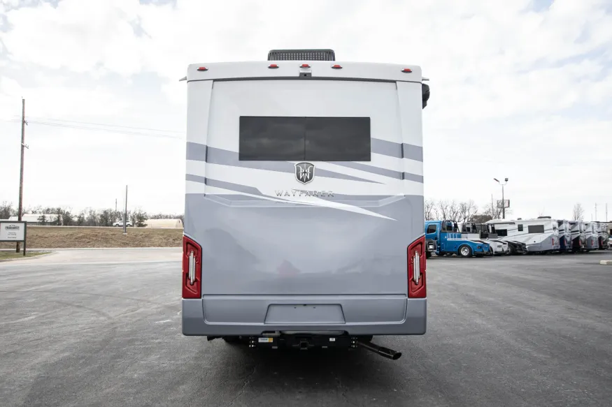 2026 Tiffin Wayfarer 25XLW | Photo 5 of 20